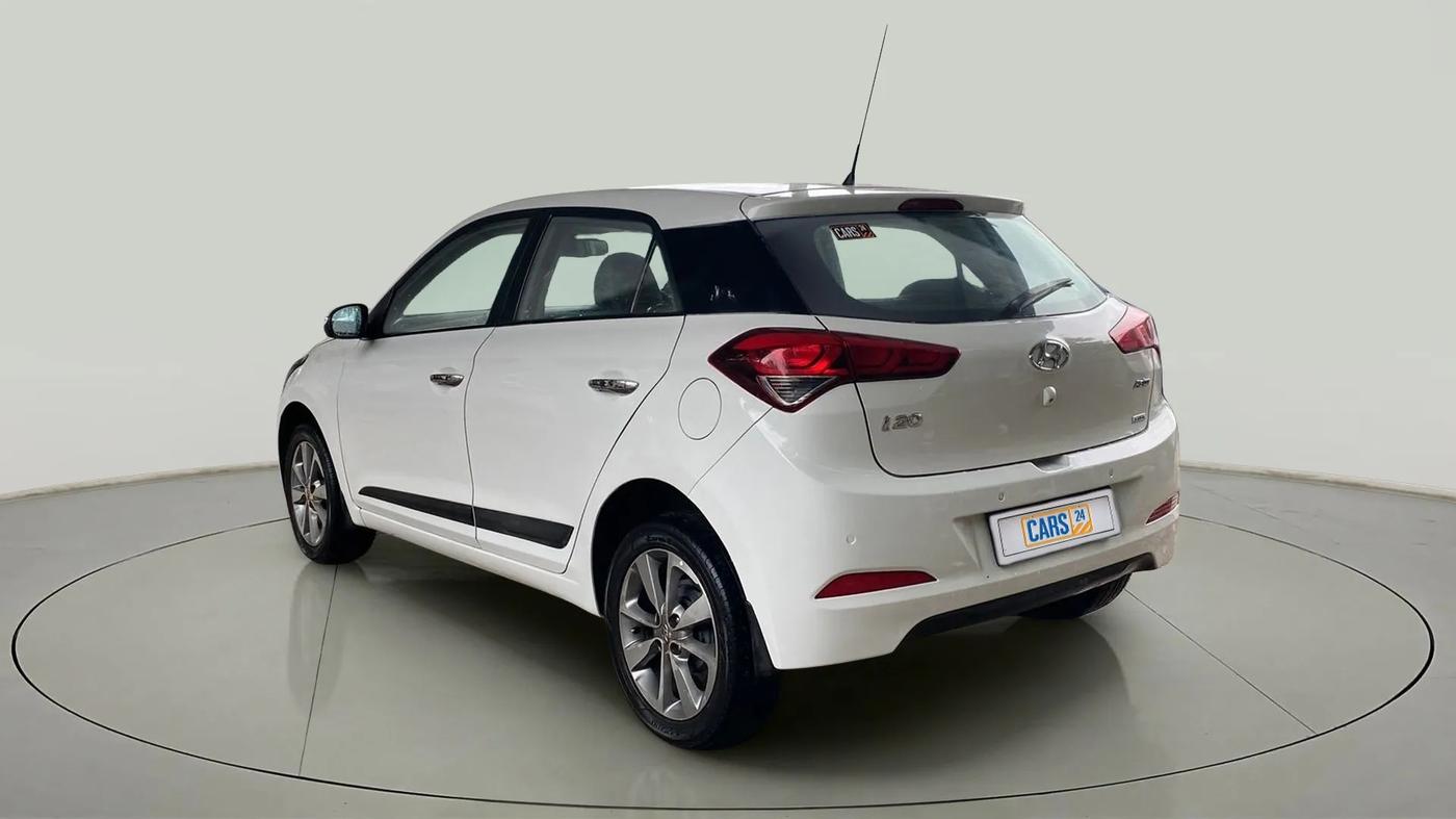 2016 Hyundai Elite i20 ASTA 1.4 CRDI, Diesel, Manual, 1,18,689 km, Left Back Diagonal