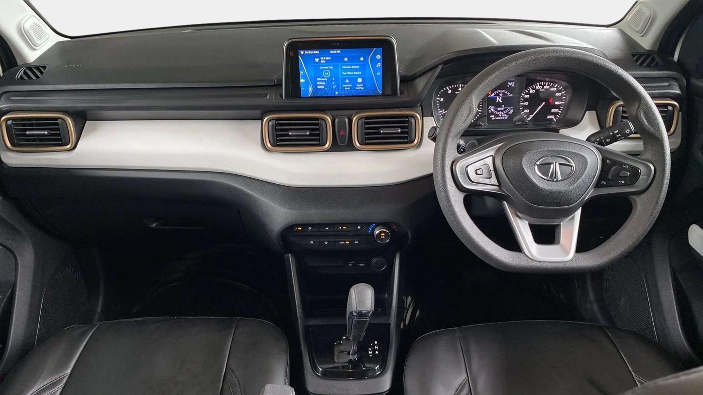 2023 Tata PUNCH ACCOMPLISHED DAZZLE PACK AMT, Petrol, Automatic, 4,029 km, Dashboard