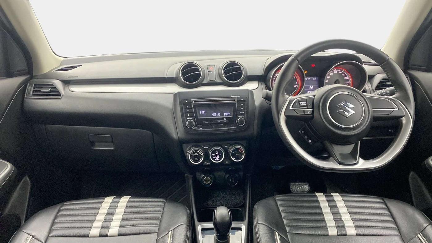 2019 Maruti Swift ZXI AMT, Petrol, Automatic, 30,384 km, Dashboard