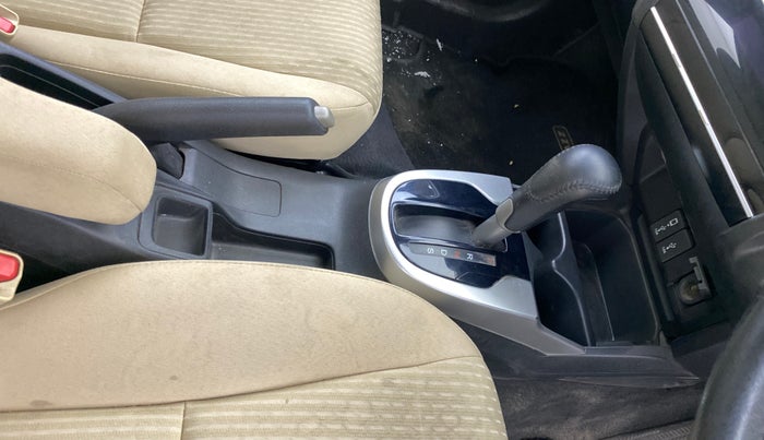 2018 Honda Jazz 1.2L I-VTEC VX CVT, Petrol, Automatic, 23,675 km, Gear Lever