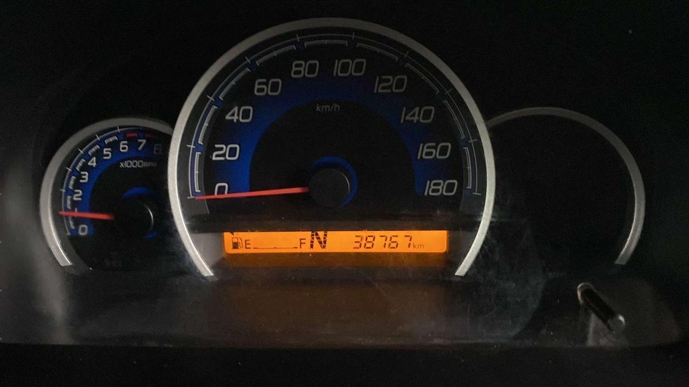 2017 Maruti Wagon R 1.0 VXI AMT, Petrol, Automatic, 38,939 km, Odometer Image