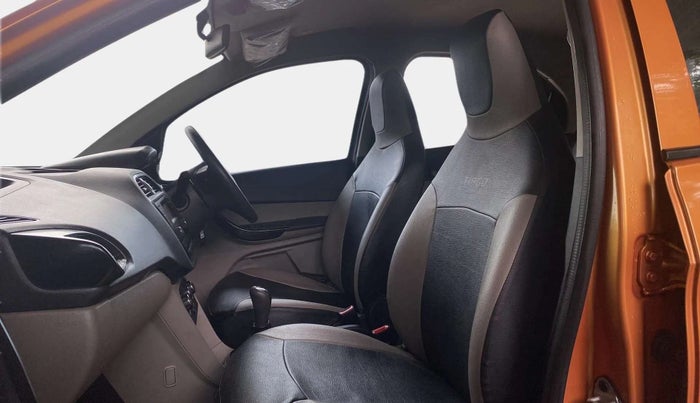 2018 Tata Tiago XT PETROL, Petrol, Manual, 56,670 km, Right Side Front Door Cabin