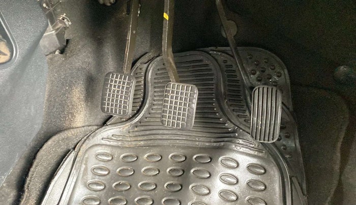 2018 Tata Tiago XT PETROL, Petrol, Manual, 56,670 km, Pedals