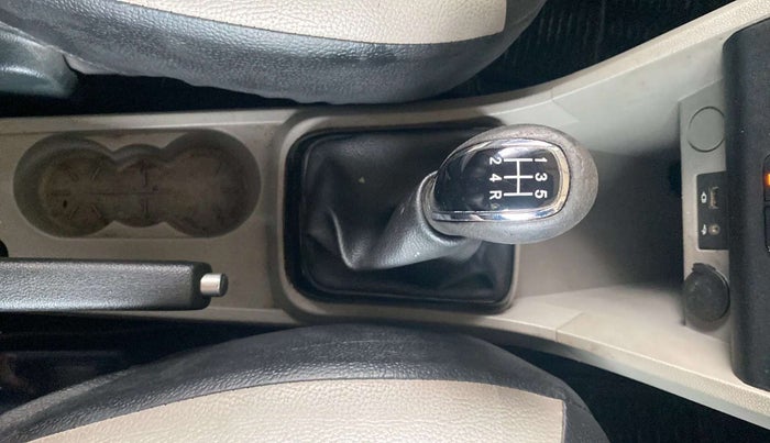 2018 Tata Tiago XT PETROL, Petrol, Manual, 56,670 km, Gear Lever