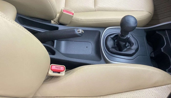 2018 Honda City 1.5L I-VTEC VX, Petrol, Manual, 80,045 km, Gear Lever
