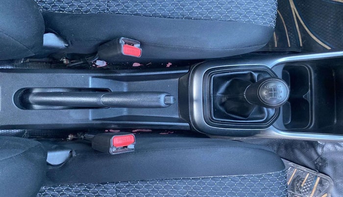 2021 Maruti IGNIS SIGMA 1.2, Petrol, Manual, 48,112 km, Gear Lever