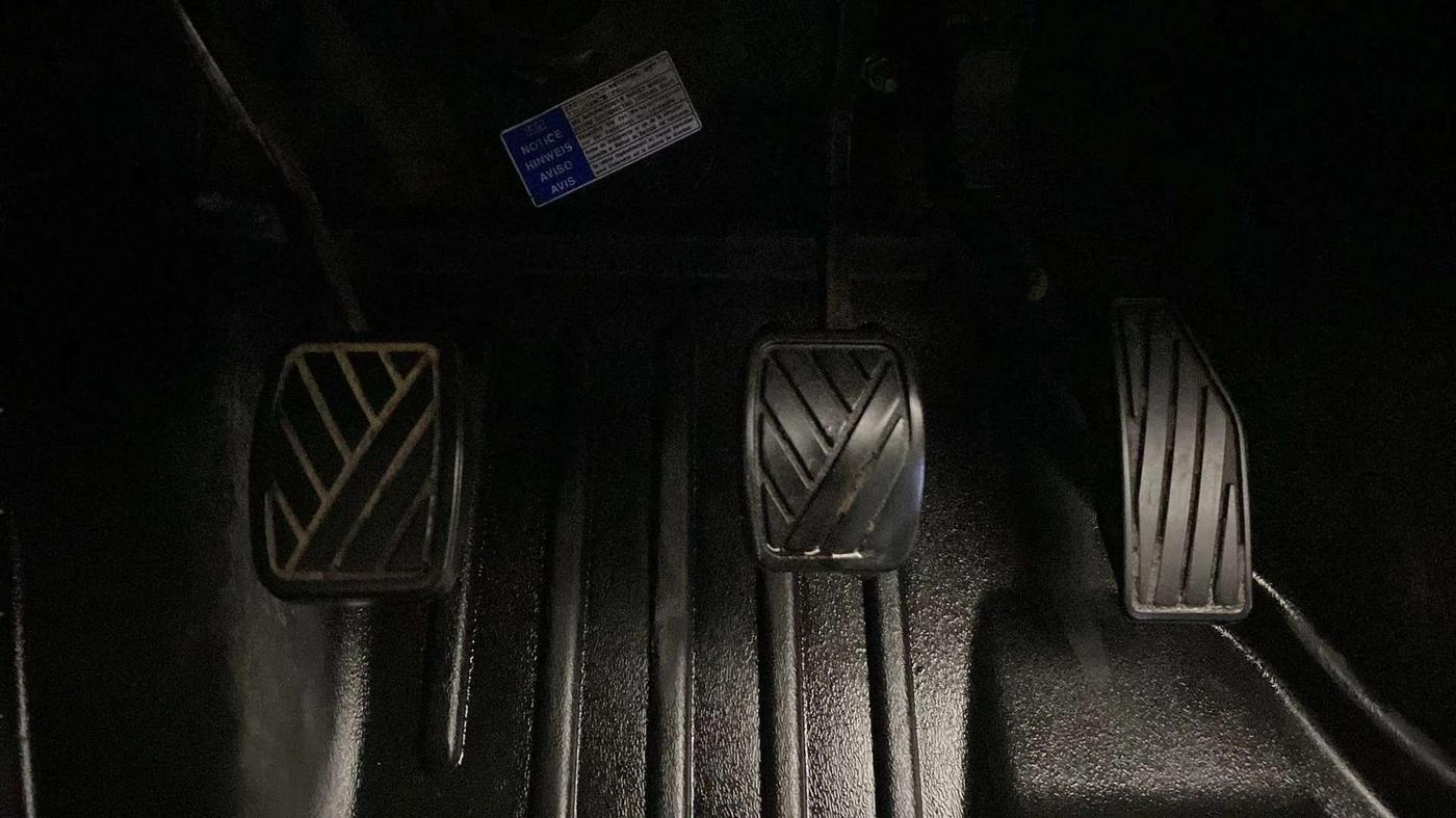 2019 Maruti Swift VXI, Petrol, Manual, 49,693 km, Pedals