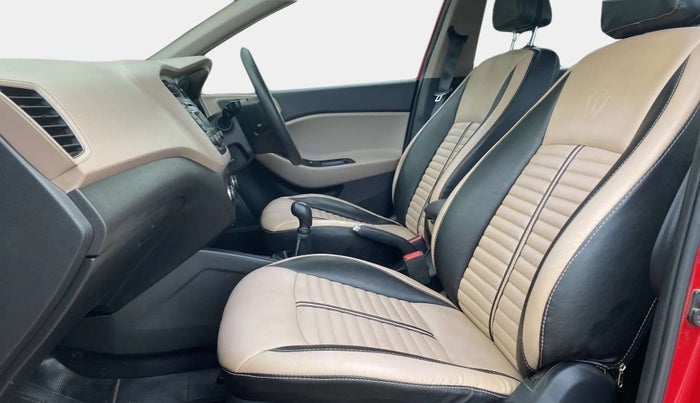 2015 Hyundai Elite i20 SPORTZ 1.2, Petrol, Manual, 1,14,649 km, Right Side Front Door Cabin