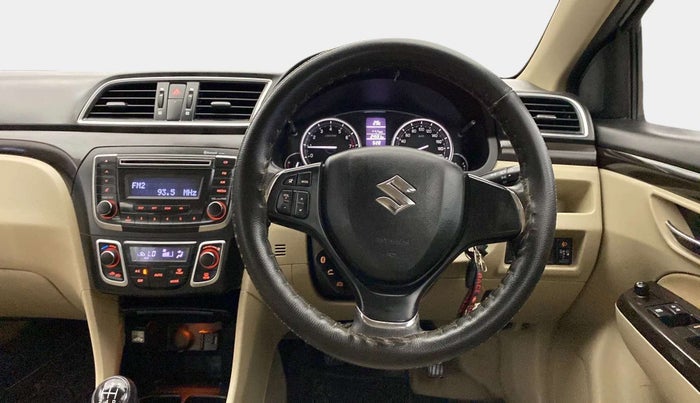 2016 Maruti Ciaz VXI+, Petrol, Manual, 24,583 km, Steering Wheel Close Up