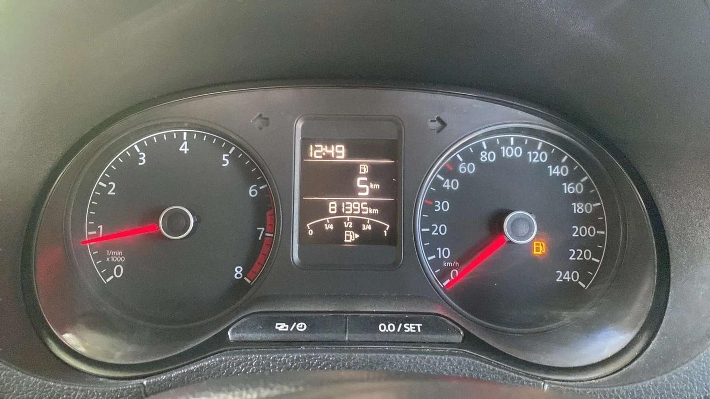 2016 Volkswagen Polo COMFORTLINE 1.2L, Petrol, Manual, 81,452 km, Odometer Image