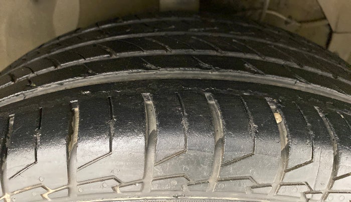 2020 Maruti S Cross ALPHA 1.5 SMART HYBRID, Petrol, Manual, 13,516 km, Right Front Tyre Tread