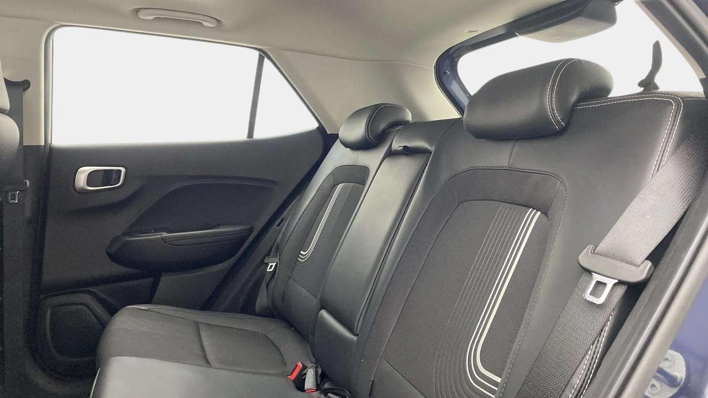 2021 Hyundai VENUE SX (O) 1.5 CRDI, Diesel, Manual, 33,733 km, Right Side Rear Door Cabin