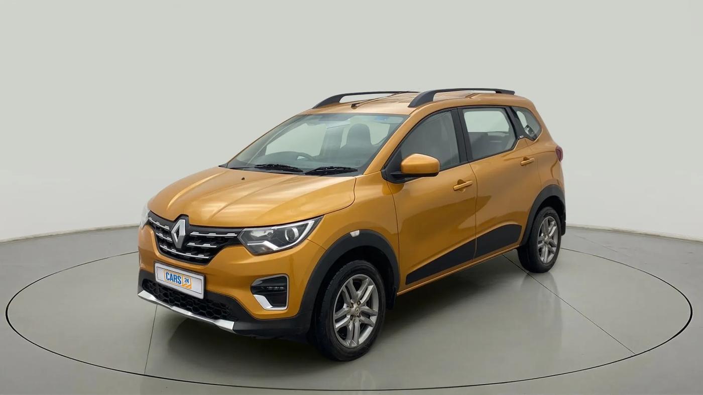 2020 Renault TRIBER RXZ, Petrol, Manual, 65,100 km, Left Front Diagonal