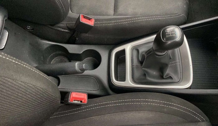 2019 Hyundai VENUE S 1.2, Petrol, Manual, 30,713 km, Gear Lever