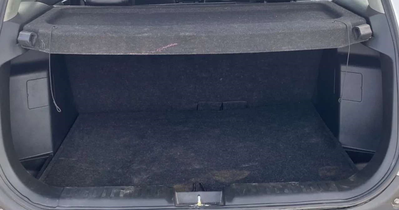 2022 Maruti BREZZA VXI SMART HYBRID, Petrol, Manual, 23,201 km, Boot Inside