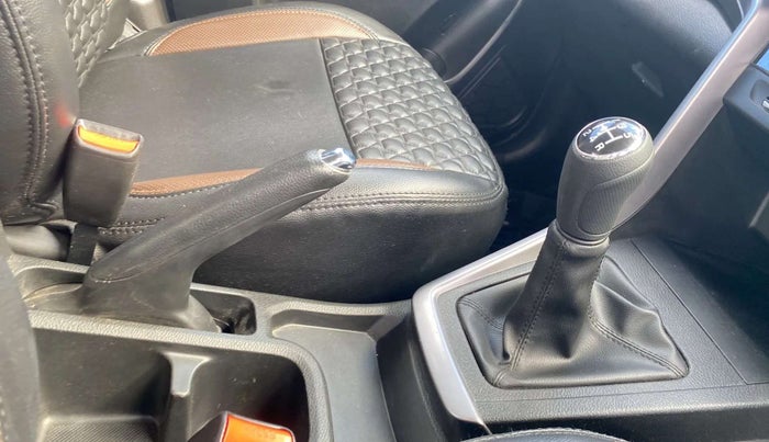 2022 Maruti BREZZA VXI SMART HYBRID, Petrol, Manual, 23,201 km, Gear Lever