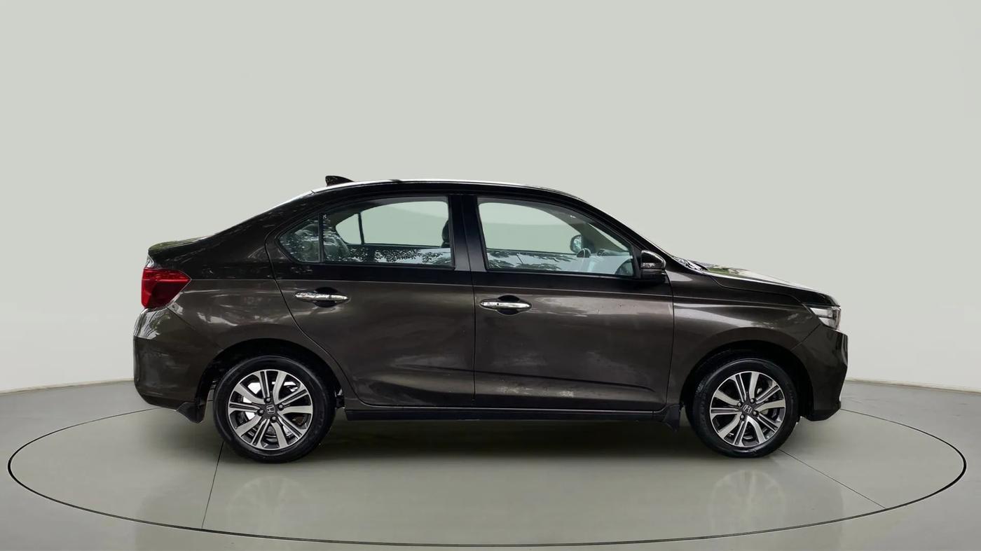 2022 Honda Amaze 1.2L I-VTEC VX, Petrol, Manual, 20,632 km, Right Side View