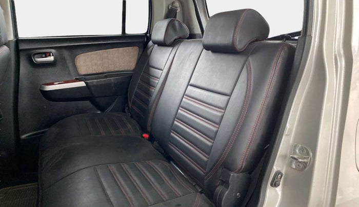 2014 Maruti Wagon R 1.0 VXI, CNG, Manual, 98,296 km, Right Side Rear Door Cabin