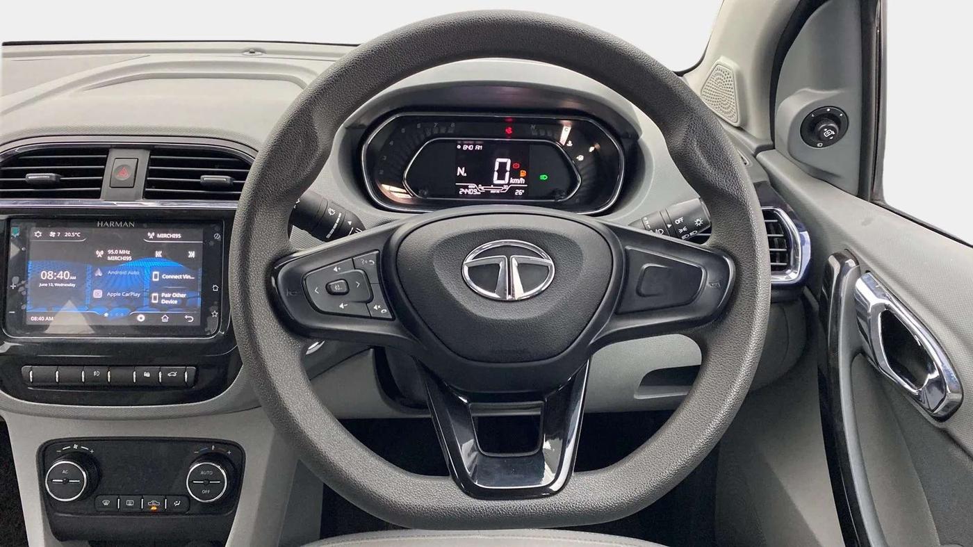 2021 Tata TIGOR XZA PLUS PETROL, Petrol, Automatic, 24,372 km, Steering Wheel Close Up