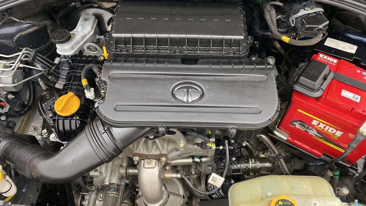 2021 Tata TIGOR XZA PLUS PETROL, Petrol, Automatic, 24,372 km, Open Bonet