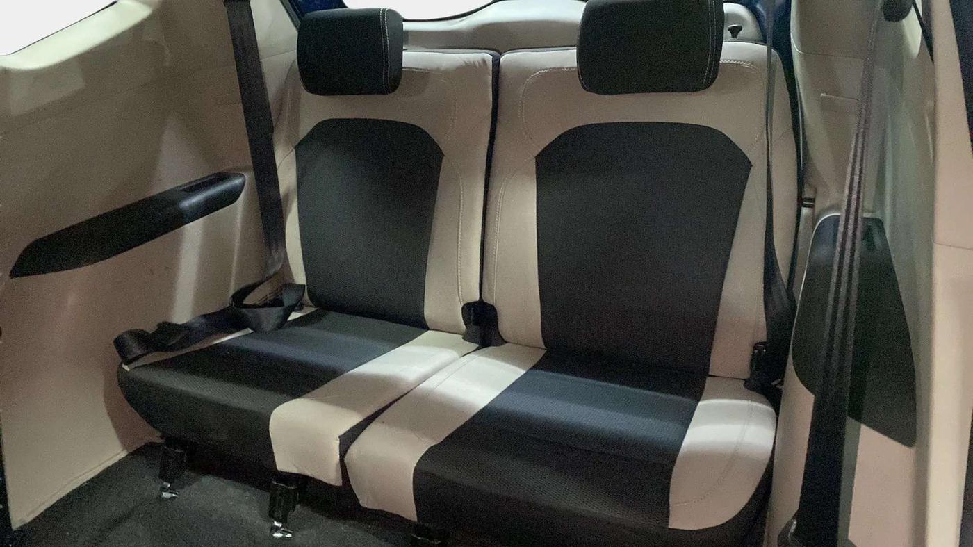 2019 Renault TRIBER RXT, Petrol, Manual, 45,687 km, Third Seat Row ( optional )