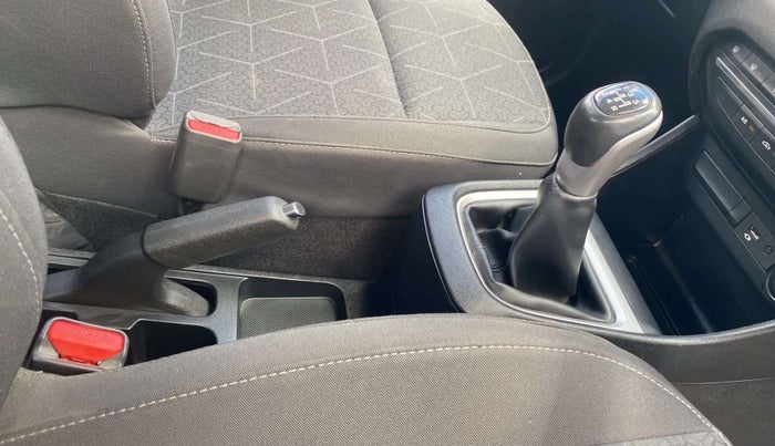 2023 Tata PUNCH CREATIVE  MT, Petrol, Manual, 3,197 km, Gear Lever