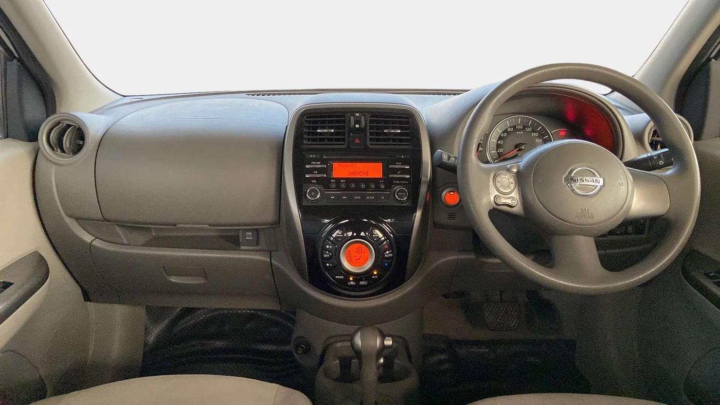 2014 Nissan Micra XV CVT, Petrol, Automatic, 65,554 km, Dashboard