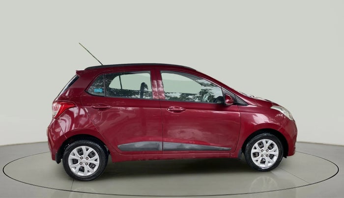 2015 Hyundai Grand i10 SPORTZ 1.2 KAPPA VTVT, Petrol, Manual, 37,785 km, Right Side View