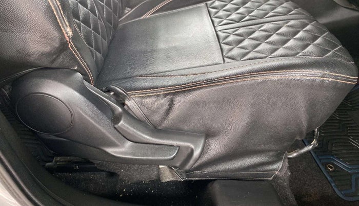 2019 Maruti Baleno DELTA PETROL 1.2, Petrol, Manual, 88,328 km, Driver Side Adjustment Panel