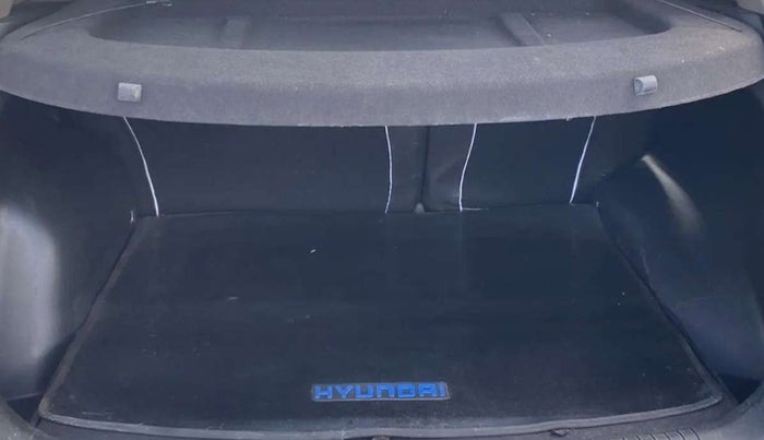 2016 Hyundai Creta SX PLUS AT 1.6 PETROL, Petrol, Automatic, 90,384 km, Boot Inside