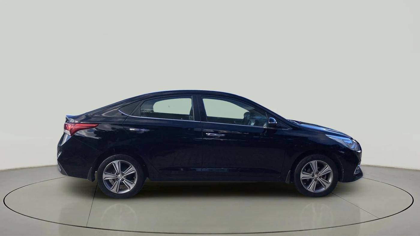 2017 Hyundai Verna 1.6 VTVT SX (O) AT, Petrol, Automatic, 78,579 km, Right Side