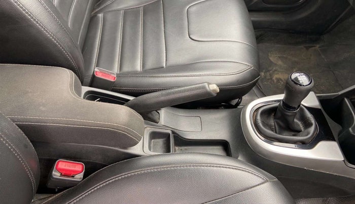 2019 Honda WR-V 1.5L I-DTEC V MT, Diesel, Manual, 71,947 km, Gear Lever
