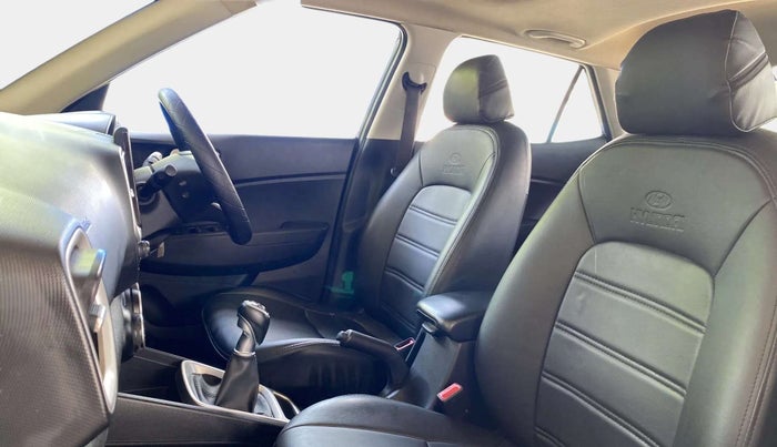 2020 Hyundai VENUE SX 1.0 TURBO, Petrol, Manual, 51,946 km, Right Side Front Door Cabin