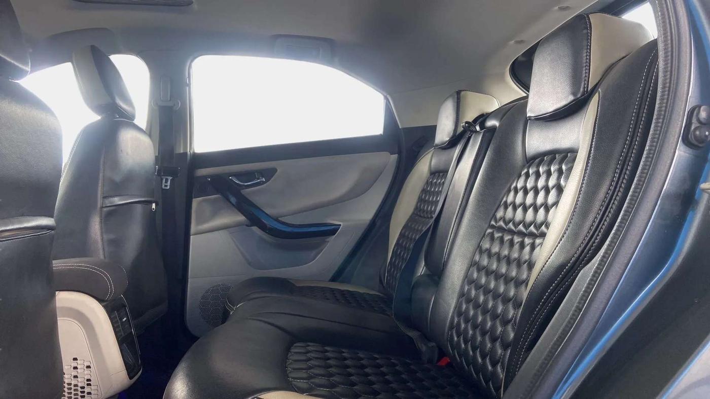 2020 Tata NEXON XZ PLUS (O) DIESEL, Diesel, Manual, 69,814 km, Right Side Rear Door Cabin