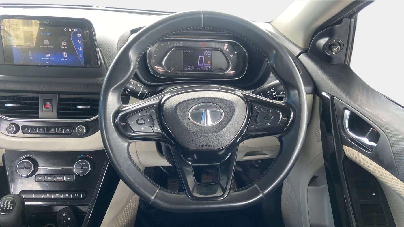 2020 Tata NEXON XZ PLUS (O) DIESEL, Diesel, Manual, 69,814 km, Steering Wheel Close Up