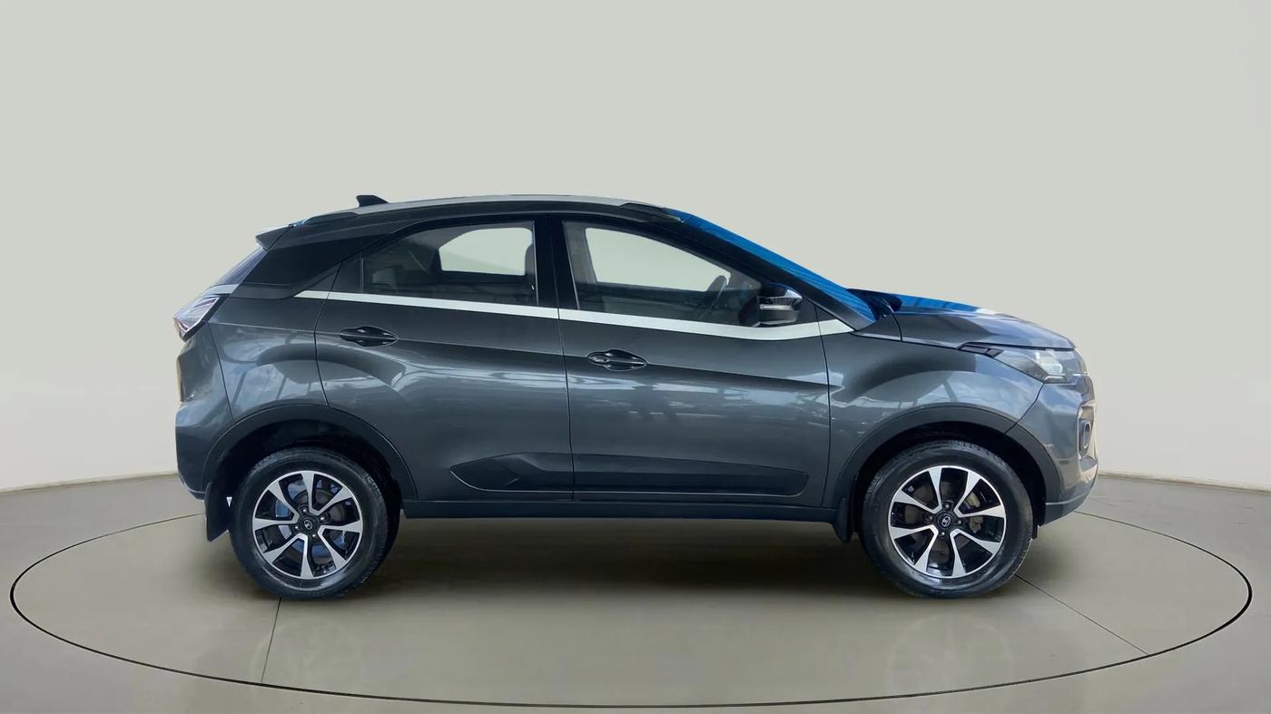 2020 Tata NEXON XZ PLUS (O) DIESEL, Diesel, Manual, 69,814 km, Right Side View