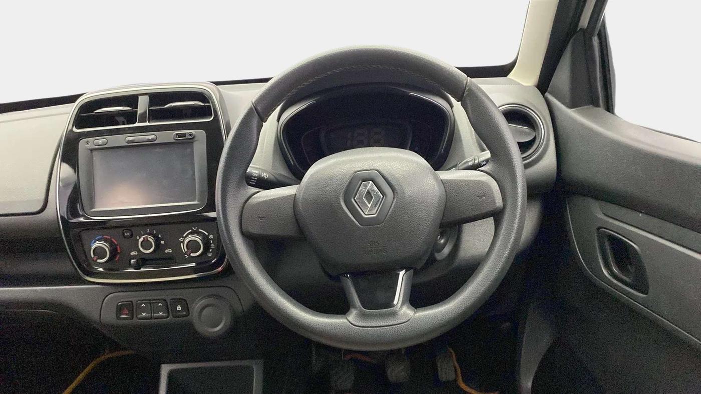 2016 Renault Kwid RXT 0.8 (O), Petrol, Manual, 47,092 km, Steering Wheel Close Up