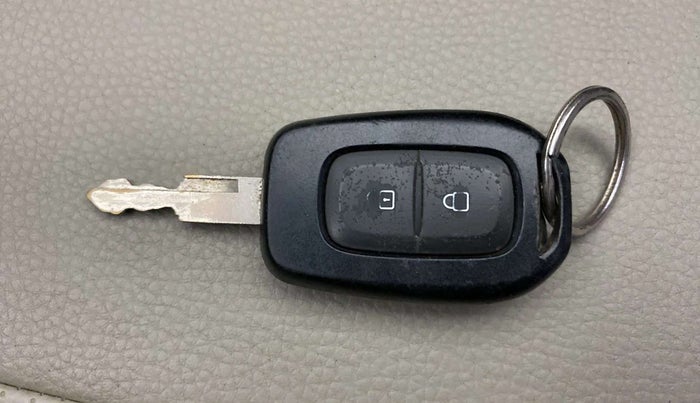 2016 Renault Kwid RXT 0.8 (O), Petrol, Manual, 47,092 km, Key Close Up