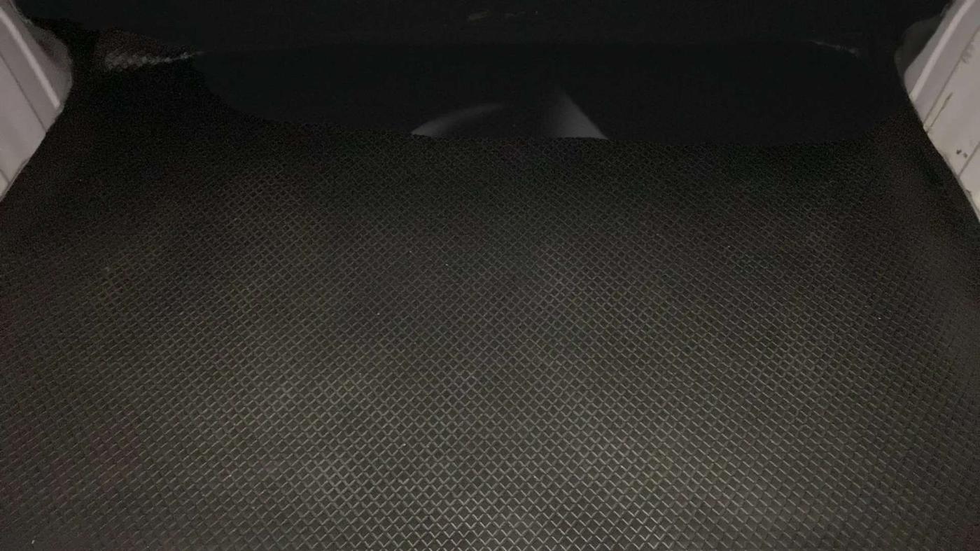 2016 Renault Kwid RXT 0.8 (O), Petrol, Manual, 47,092 km, Boot Inside