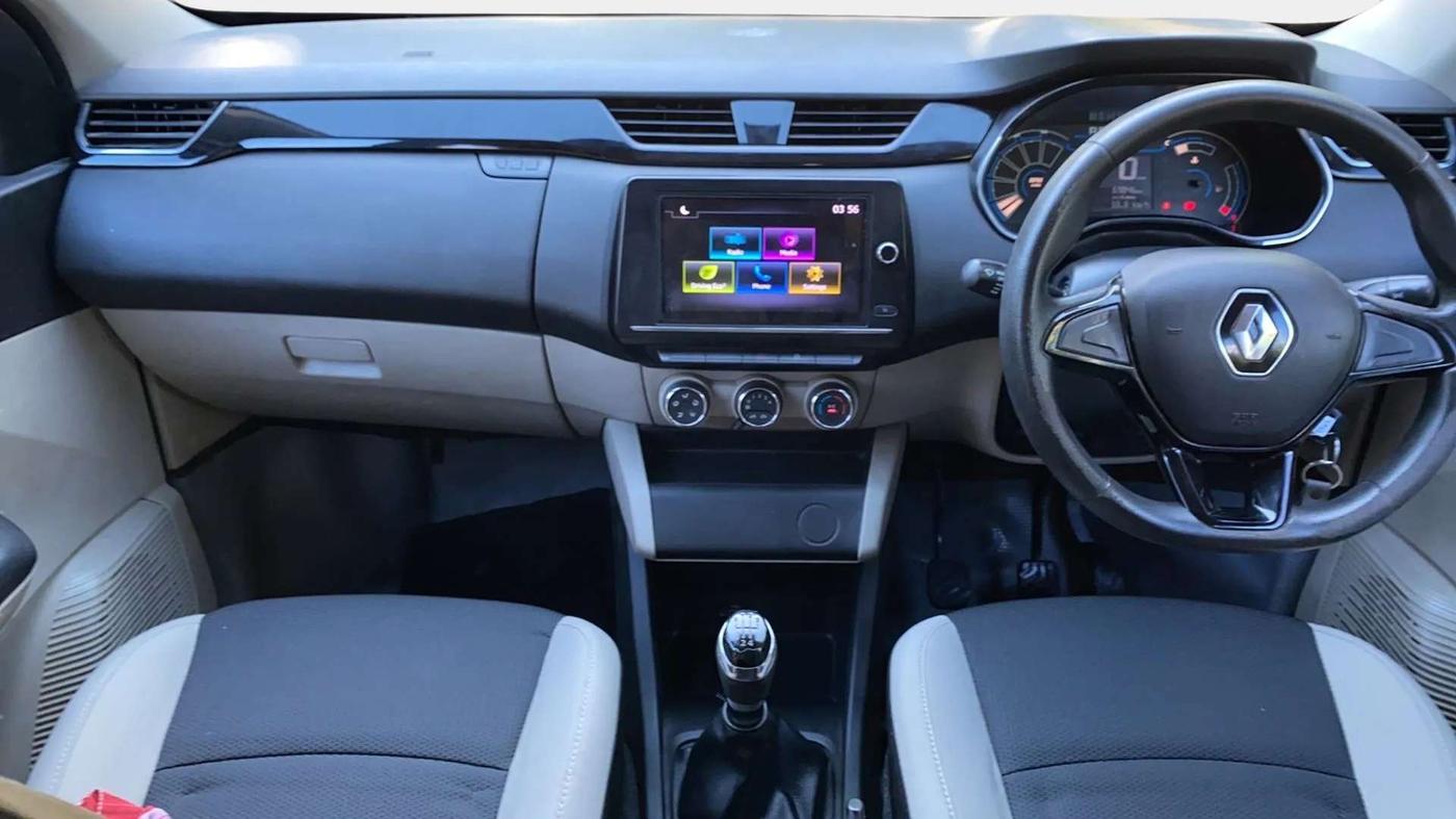 2020 Renault TRIBER RXT, Petrol, Manual, 69,932 km, Dashboard