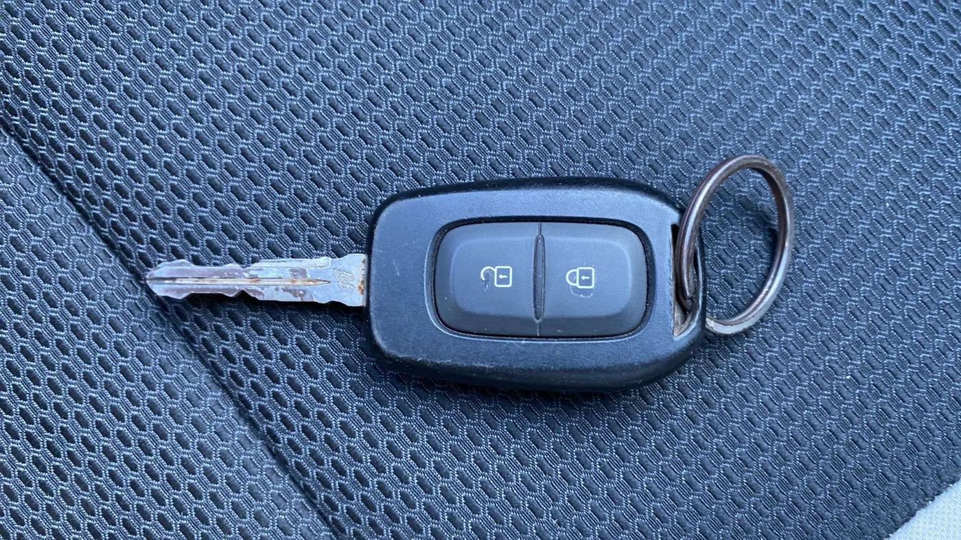 2020 Renault TRIBER RXT, Petrol, Manual, 69,932 km, Key Close Up