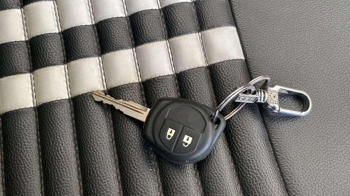 2019 Maruti Swift VXI, Petrol, Manual, 9,878 km, Key Close Up