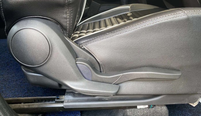 2019 Maruti Swift VXI, Petrol, Manual, 9,878 km, Driver Side Adjustment Panel