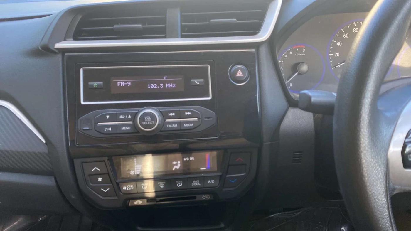 2017 Honda Brio S MT, Petrol, Manual, 60,003 km, Air Conditioner