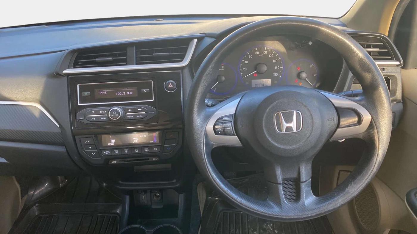 2017 Honda Brio S MT, Petrol, Manual, 60,003 km, Steering Wheel Close Up