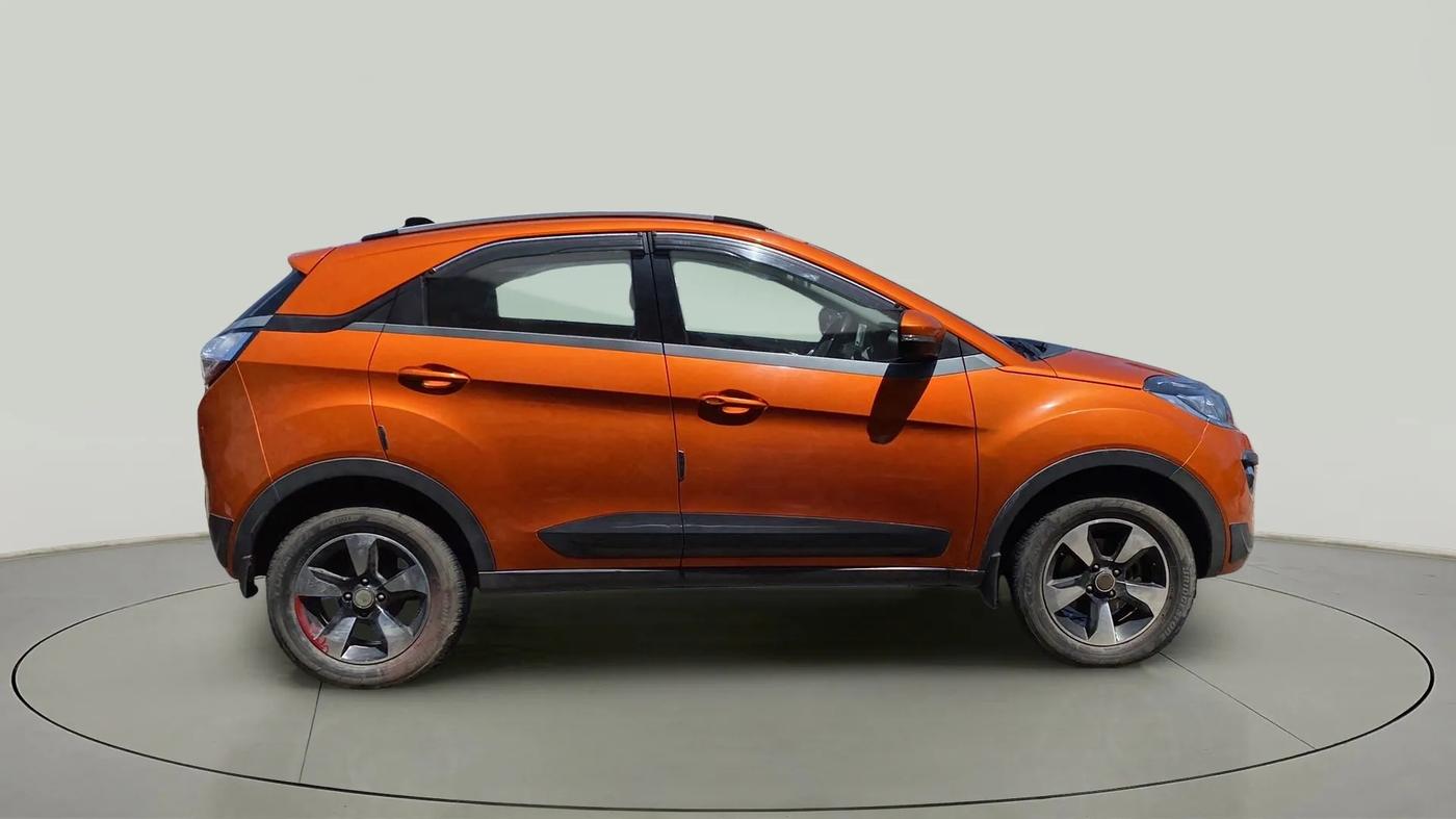 2018 Tata NEXON XZ PLUS PETROL, Petrol, Manual, 57,207 km, Right Side