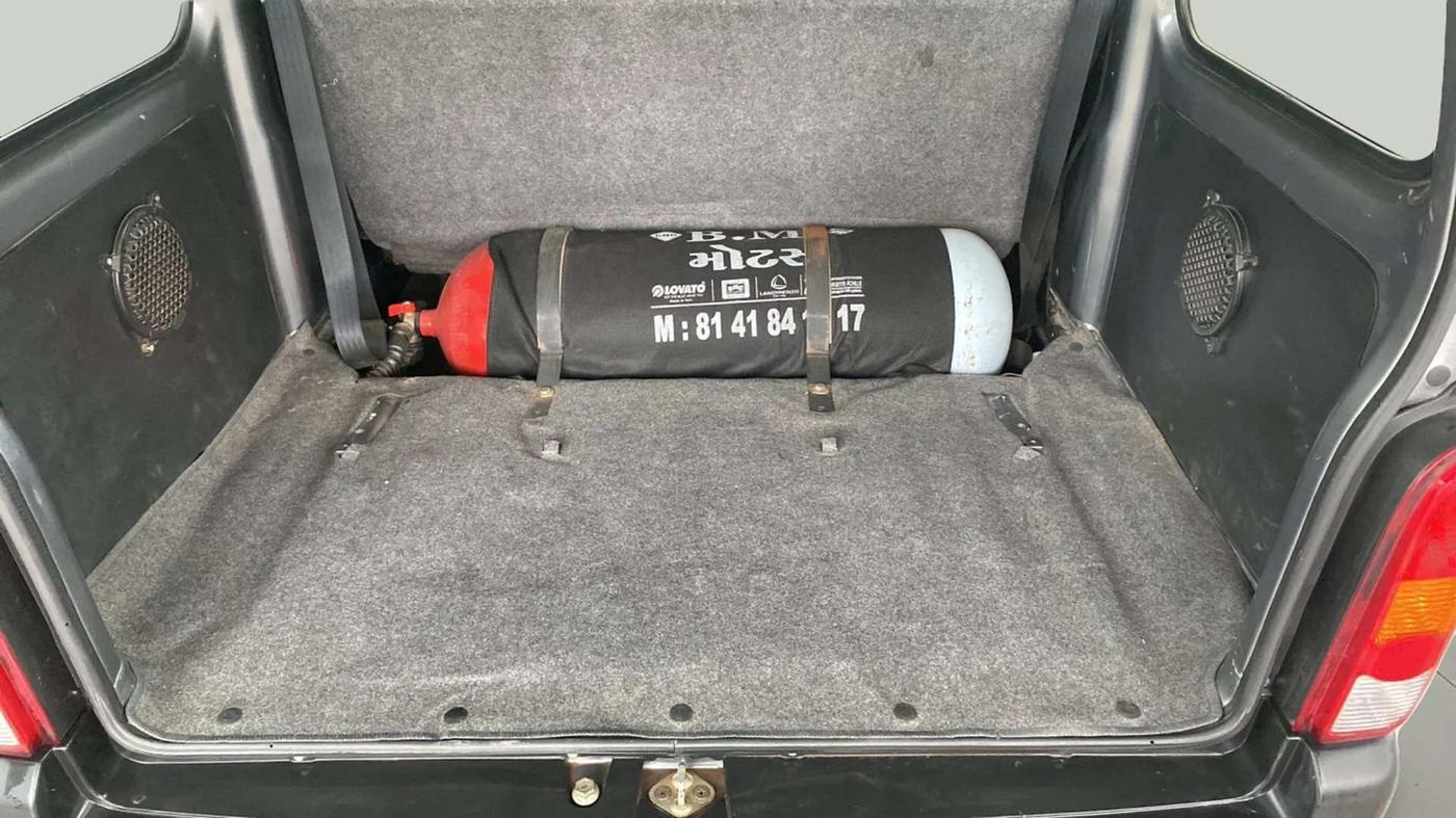 2021 Maruti Eeco 5 STR AC CNG, CNG, Manual, 41,563 km, Boot Inside