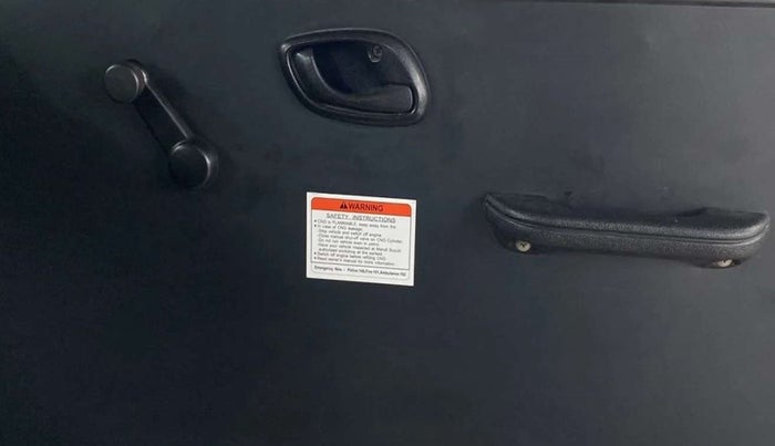 2021 Maruti Eeco 5 STR AC CNG, CNG, Manual, 41,563 km, Driver Side Door Panels Control
