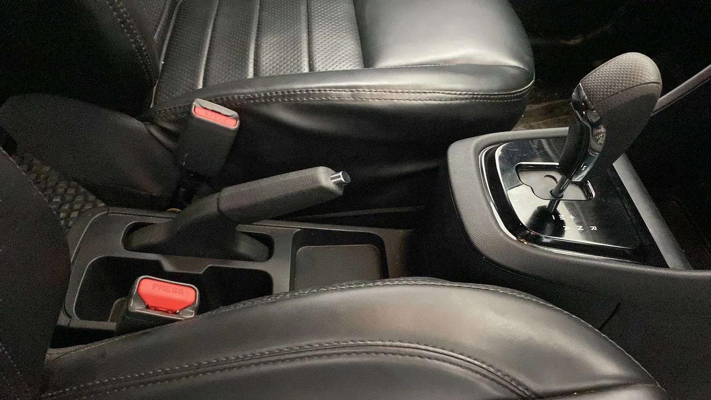 2024 Tata PUNCH ADVENTURE AMT, Petrol, Automatic, 11,820 km, Gear Lever