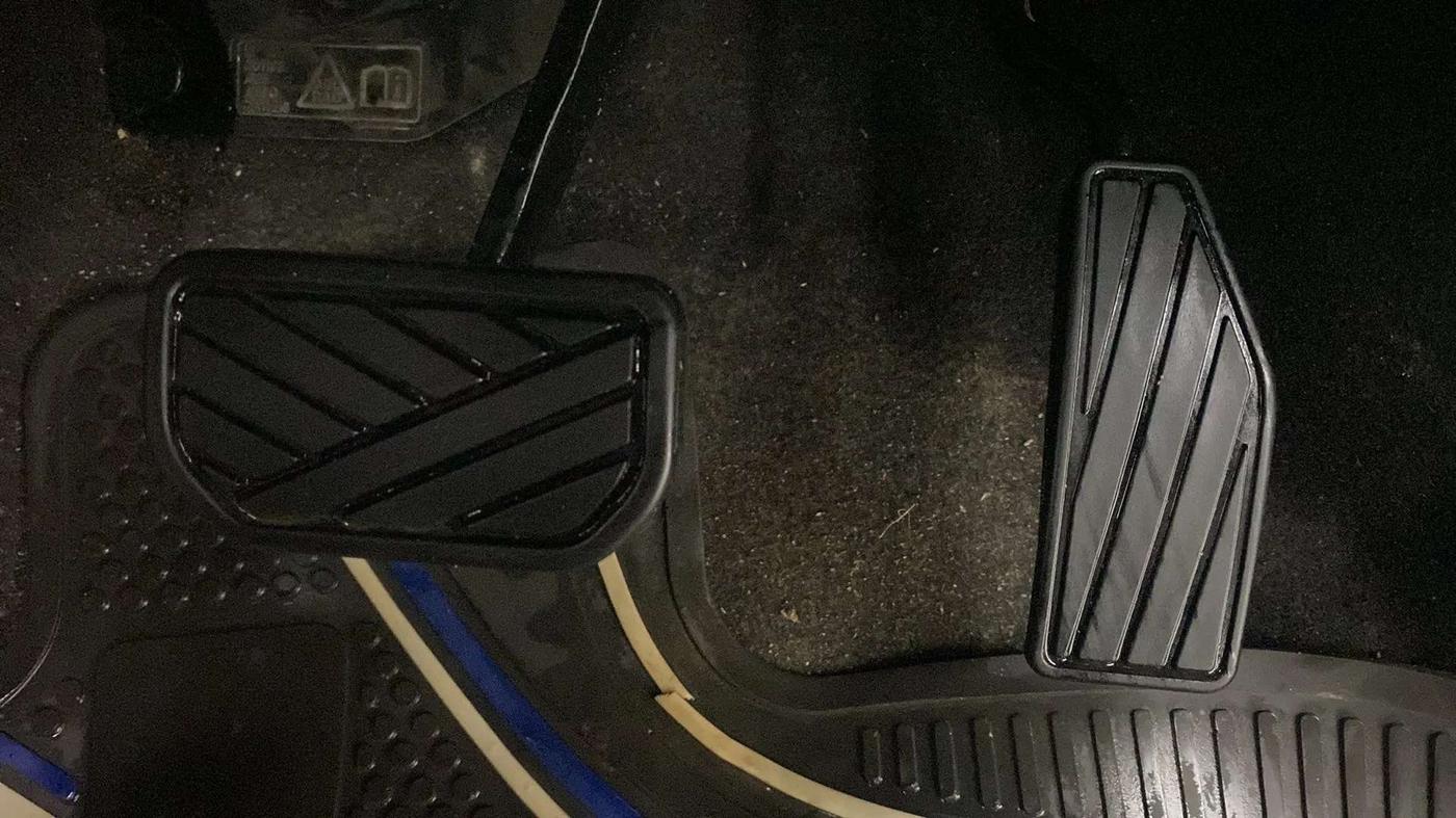 2021 Maruti IGNIS ZETA 1.2 AMT, Petrol, Automatic, 7,743 km, Pedals